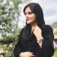 Nazire Akbulut